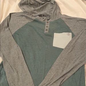 VOLCOM long sleeve hooded T-shirt